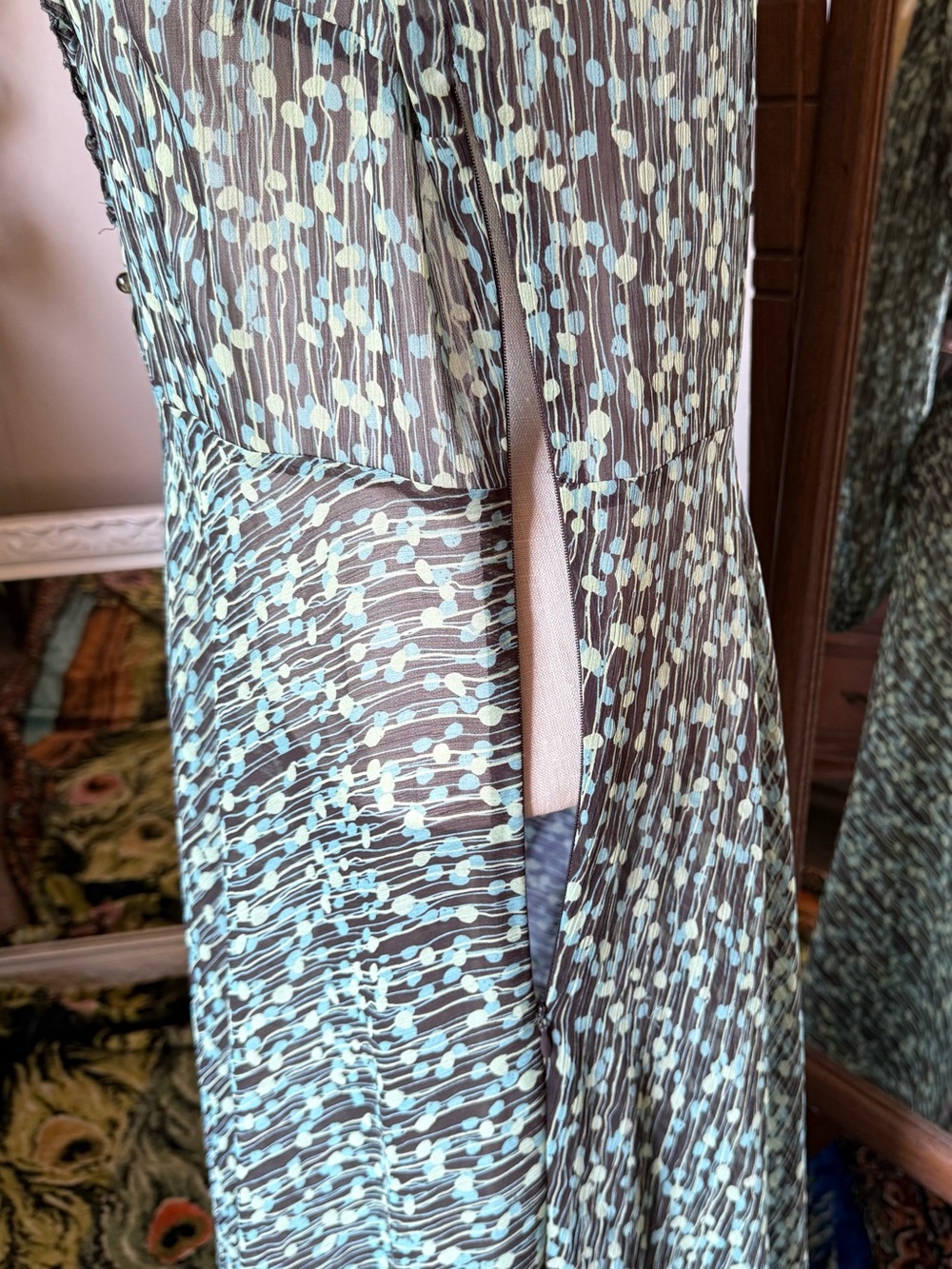 Emma James Mint and Black Long-Sleeve Geometric Patterned Midi Dress, size 14 - Picture 6 of 11